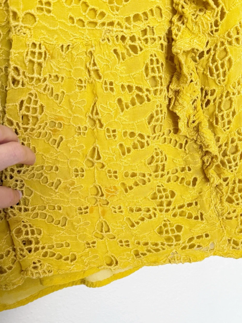 Anthropologie Clementine Eyelet Lace Ruffle Babydoll Blouse Yellow US 12